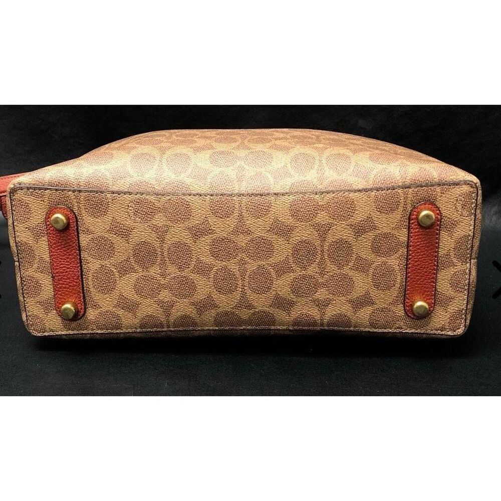 Coach Willow coated canvas signature pattern shoulder bag - Picture 7 of 11